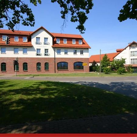 Hotel & Restaurant "Zur Linde" Spergau Exteriör bild